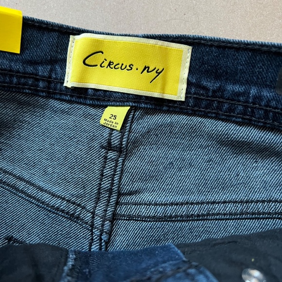 Circus NY by Sam Edelman flare jeans - Picture 4 of 4